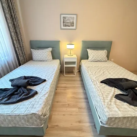 Vienna 2bdr Near Opera And Cathedral W Working Space * Sofia