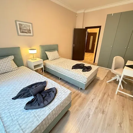 Vienna 2bdr Near Opera And Cathedral W Working Space Apartment Sofia