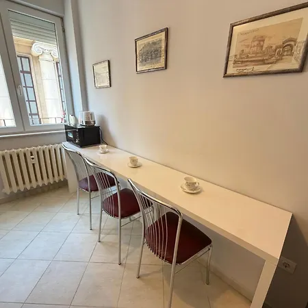 Vienna 2bdr Near Opera And Cathedral W Working Space Apartment