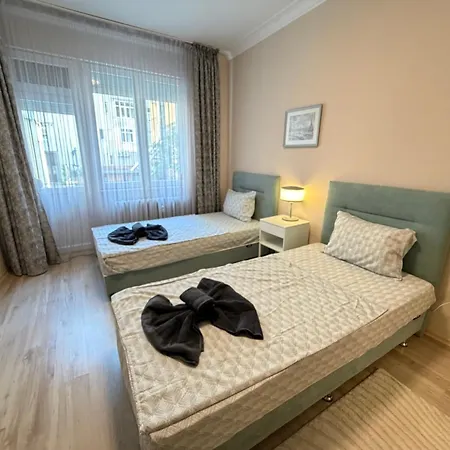 Vienna 2bdr Near Opera And Cathedral W Working Space * Sofia