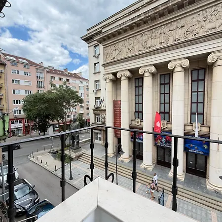 Vienna 2bdr Near Opera And Cathedral W Working Space